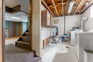  Photo 31