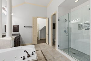  Photo 32