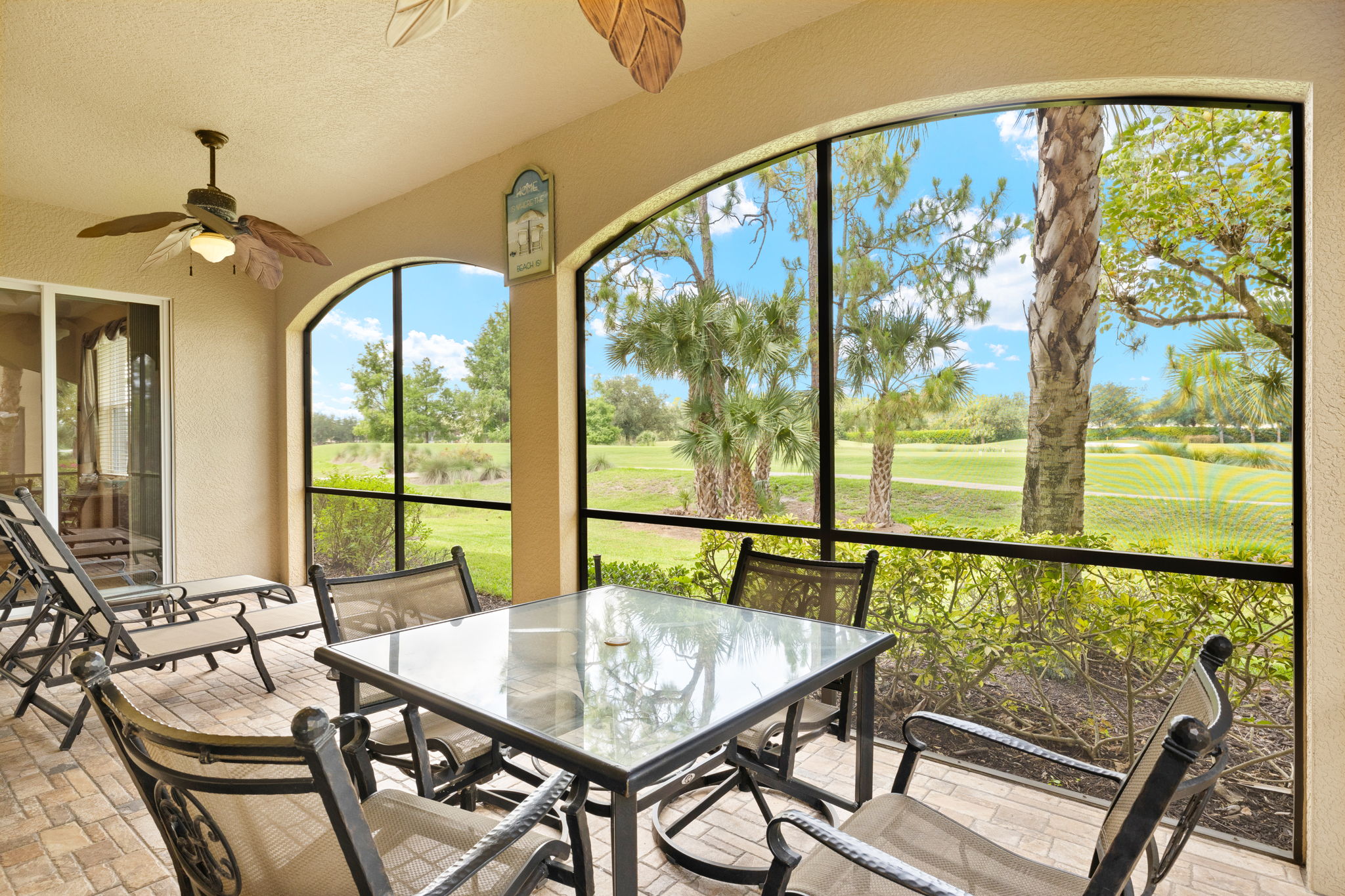 Lanai 1
