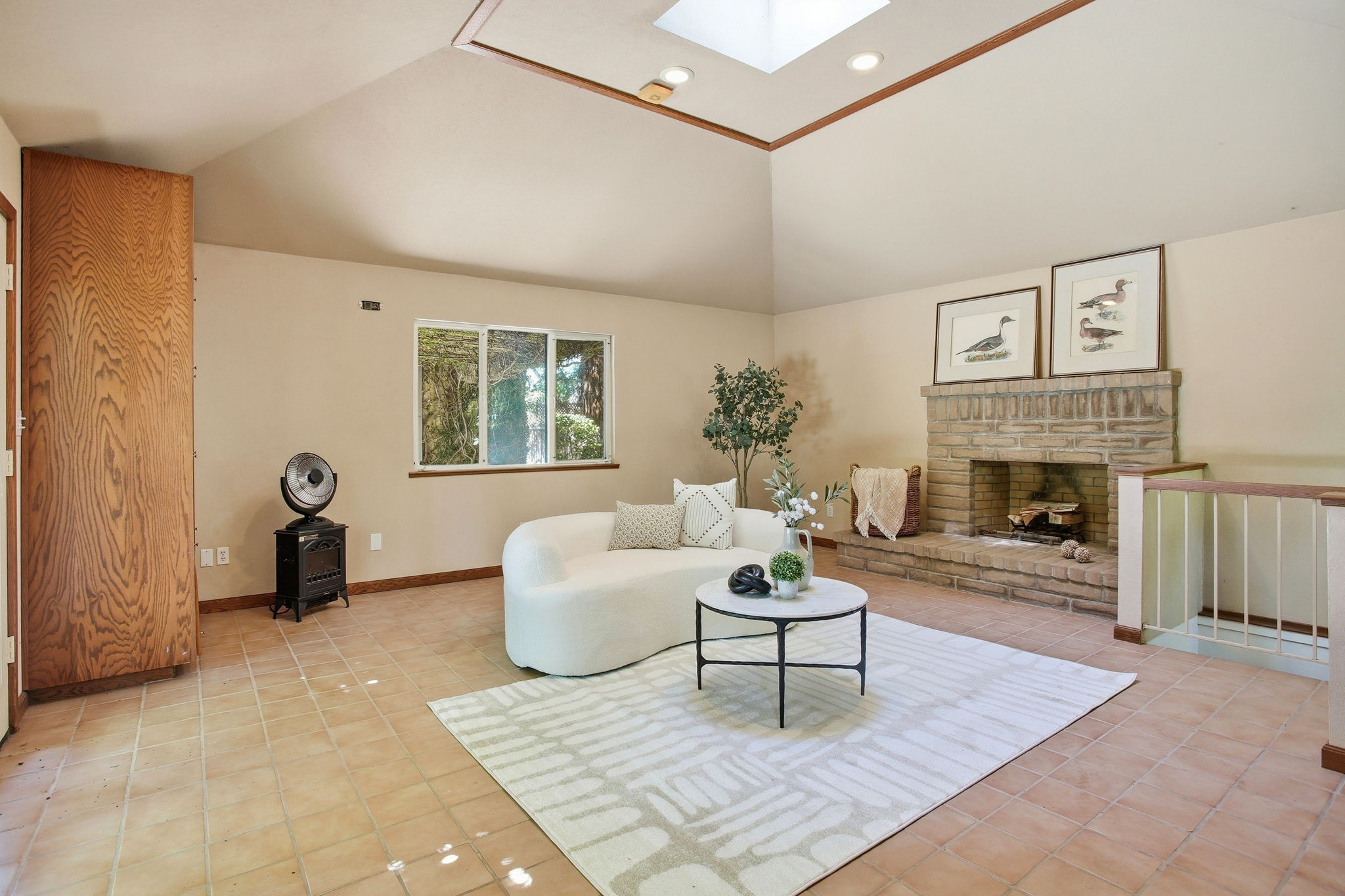018_F8_9368 Oakwilde Ave