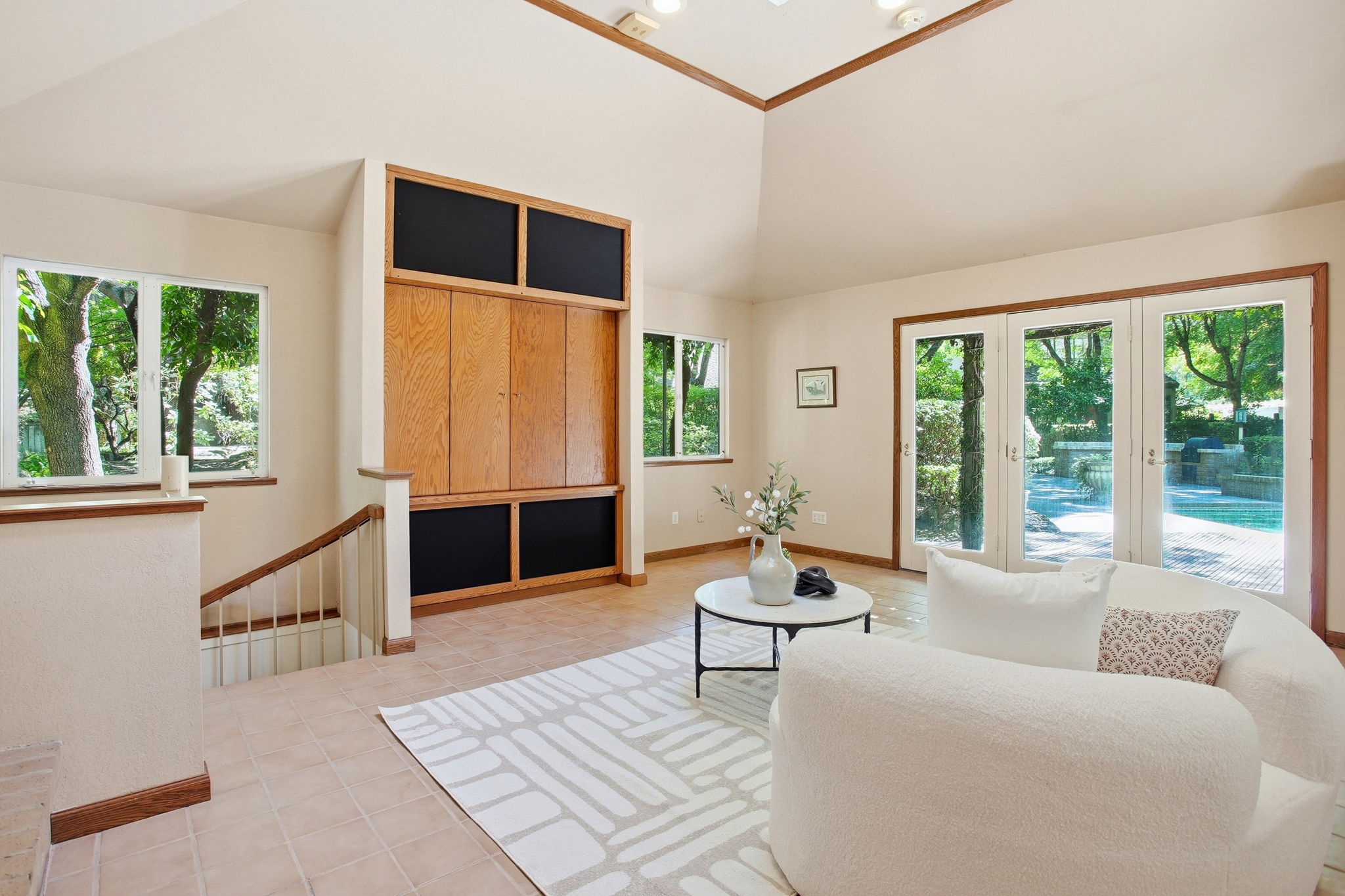 020_F8_9368 Oakwilde Ave