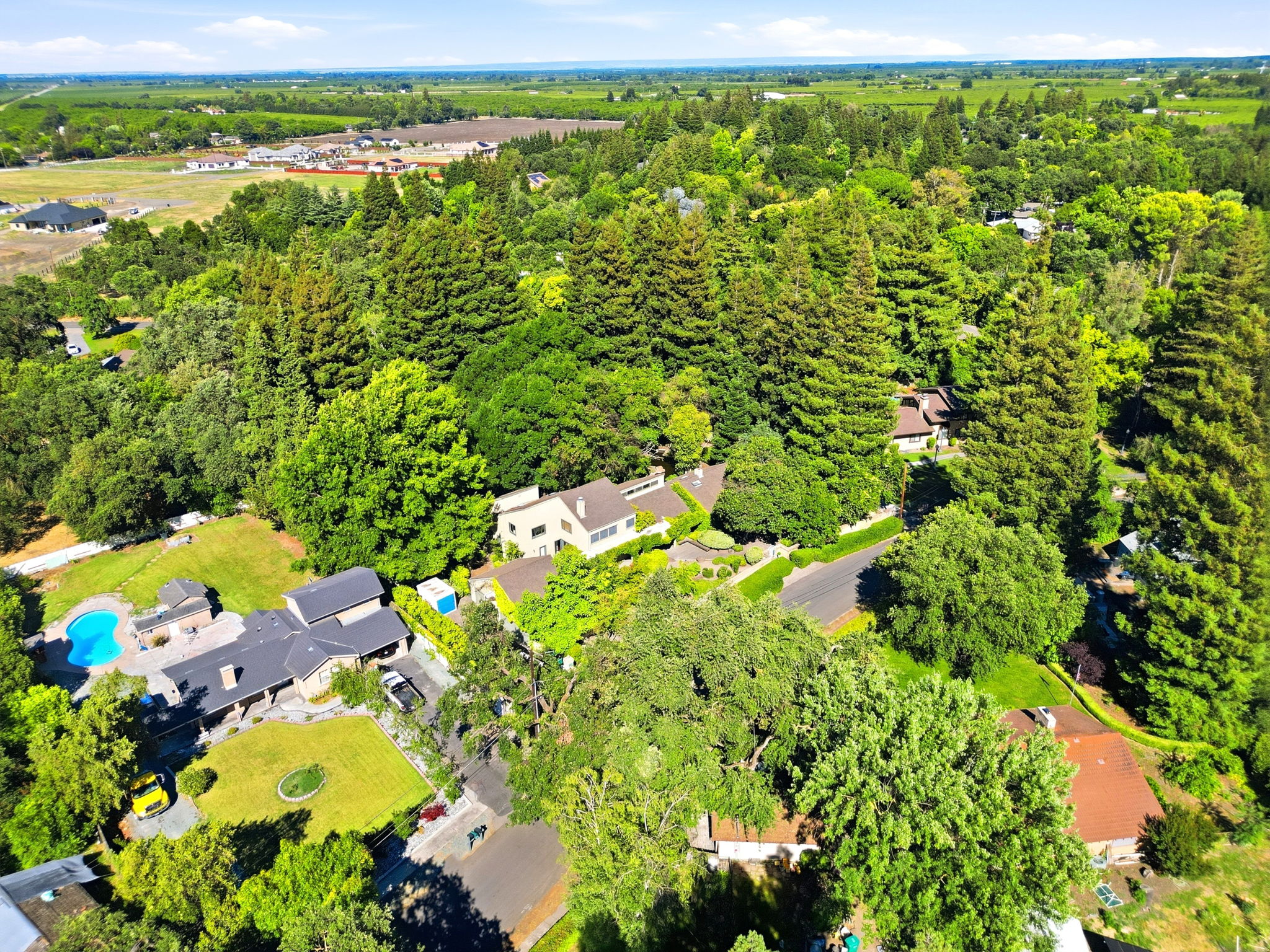 005_F8_AERIAL_9368 Oakwilde Ave