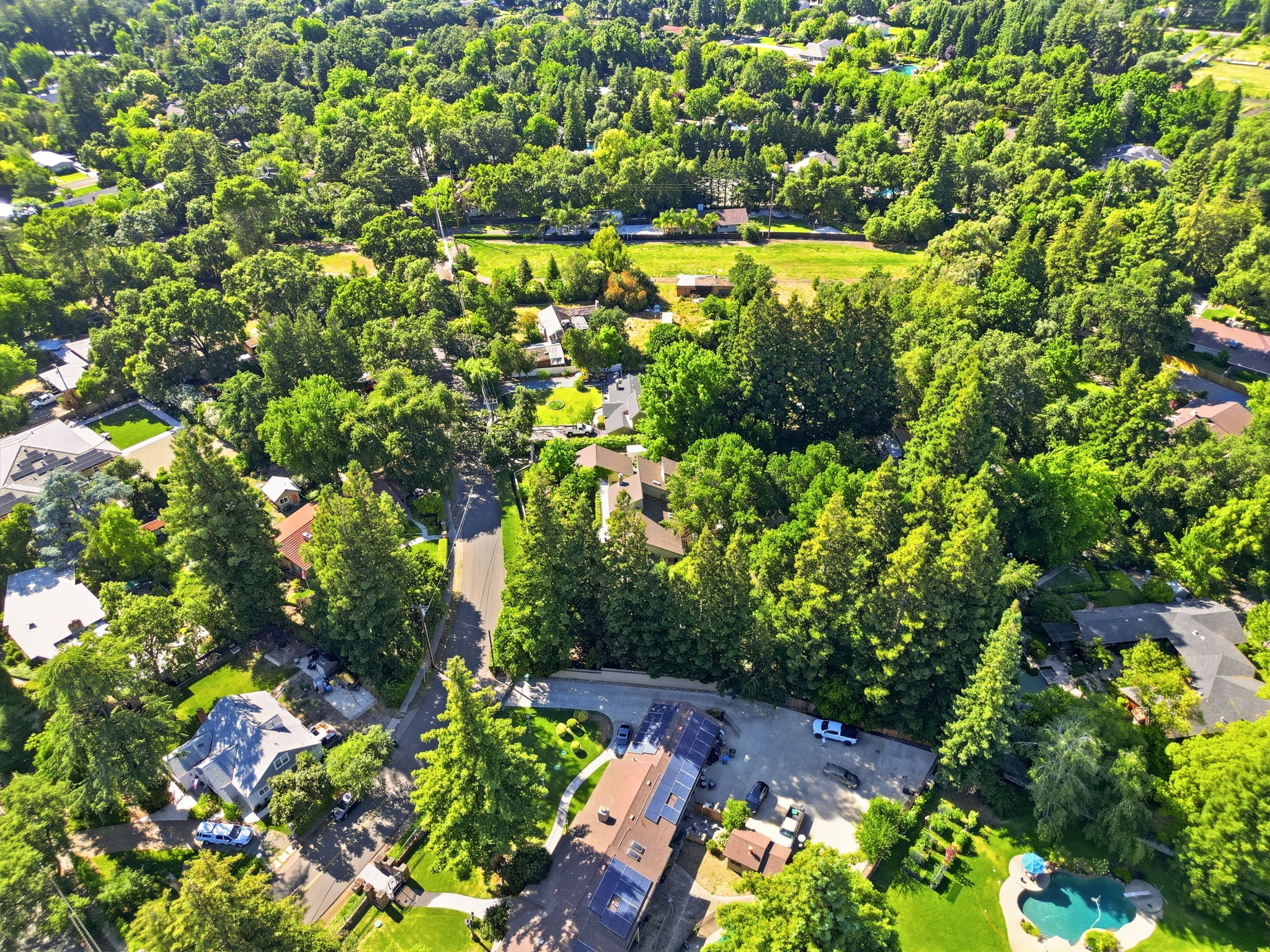 021_F8_AERIAL_9368 Oakwilde Ave