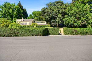 001_F8_9368 Oakwilde Ave