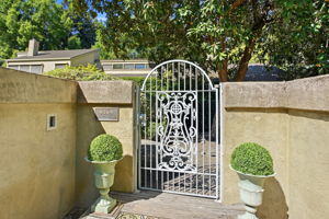 004_F8_9368 Oakwilde Ave