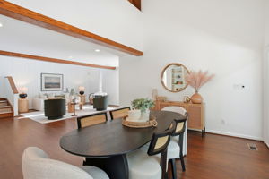 032_F8_9368 Oakwilde Ave