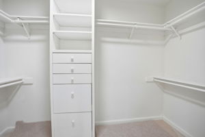 053_F8_9368 Oakwilde Ave
