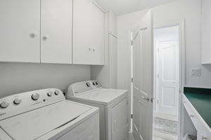 064_F8_9368 Oakwilde Ave