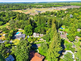 003_F8_AERIAL_9368 Oakwilde Ave