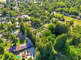 017_F8_AERIAL_9368 Oakwilde Ave