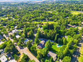022_F8_AERIAL_9368 Oakwilde Ave