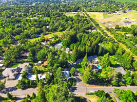 025_F8_AERIAL_9368 Oakwilde Ave