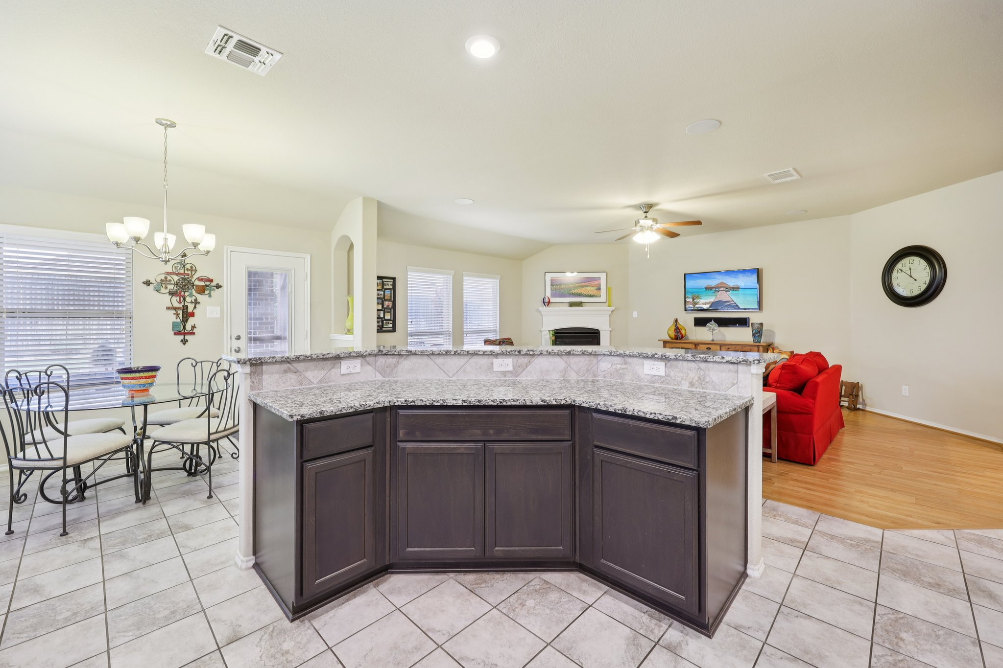 Lake Cypress Ln-S0407-017.jpg