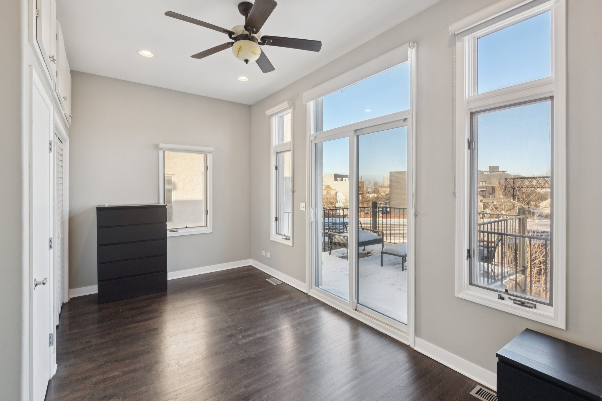 937 N Willard Ct_009.jpg