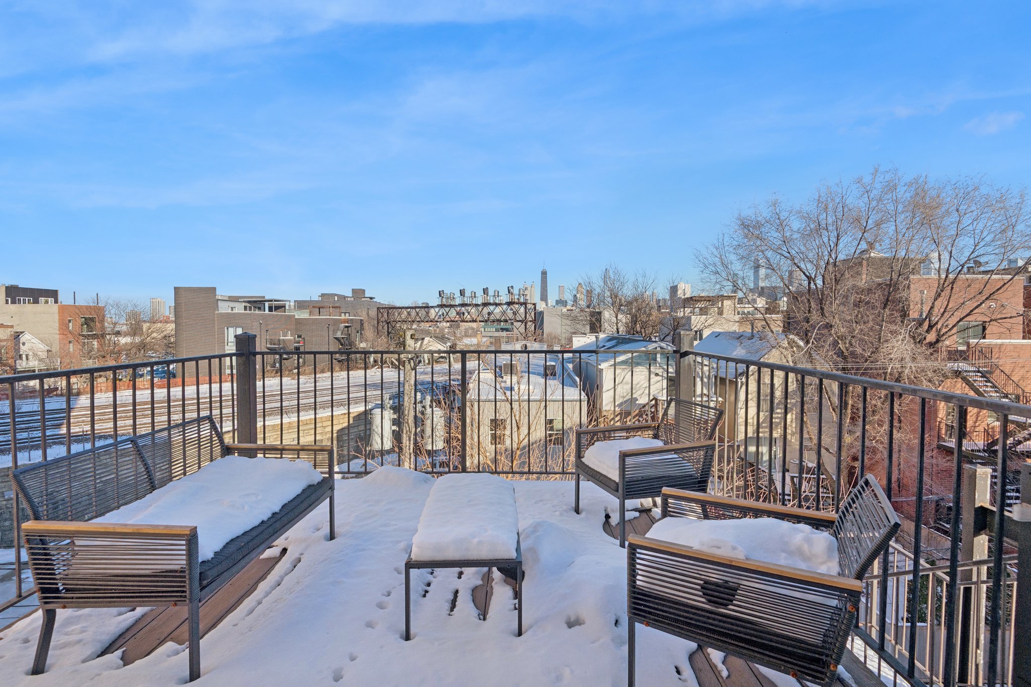 937 N Willard Ct_010.jpg