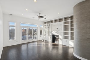 937 N Willard Ct_001.jpg