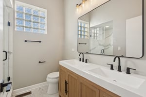 937 N Willard Ct_008.jpg