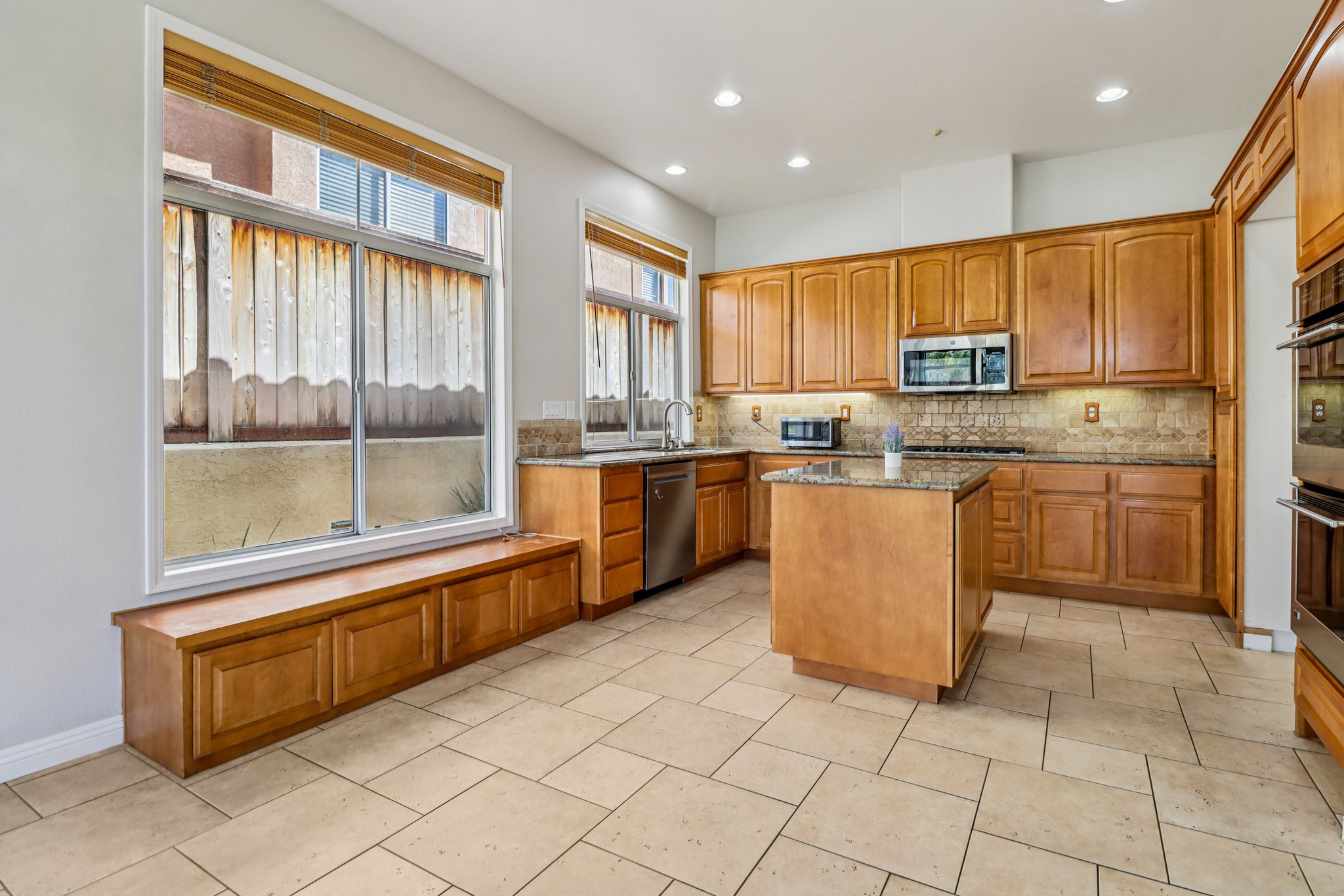 Paseo La Cresta-S1802-010.jpg