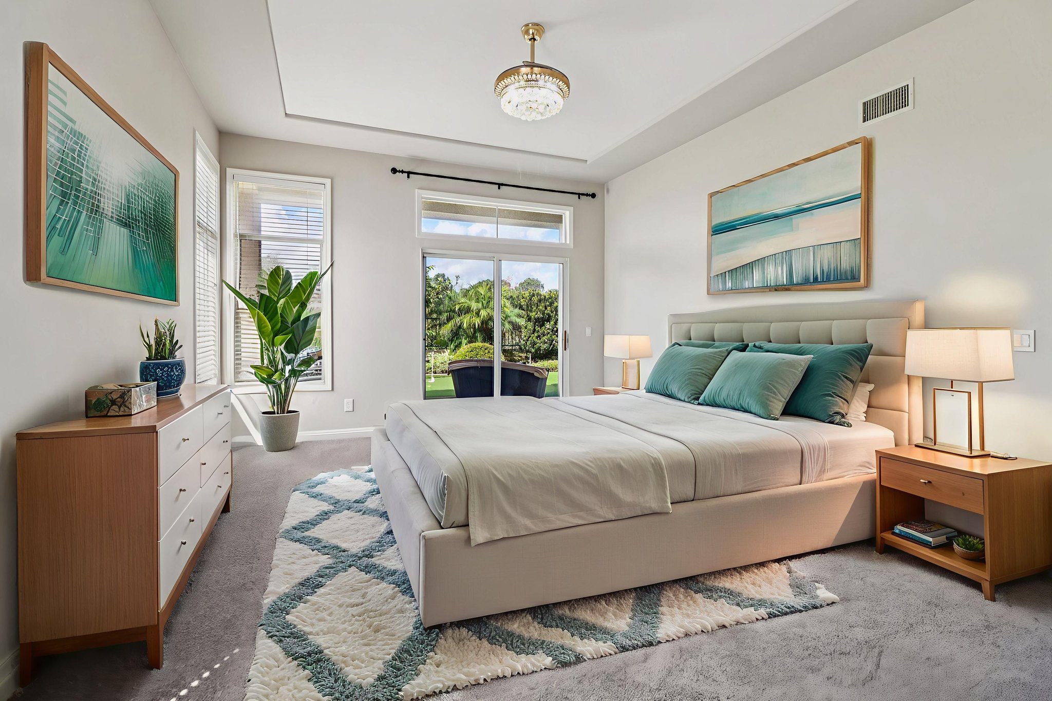 Paseo La Cresta-S1802-015 virtually staged.jpeg