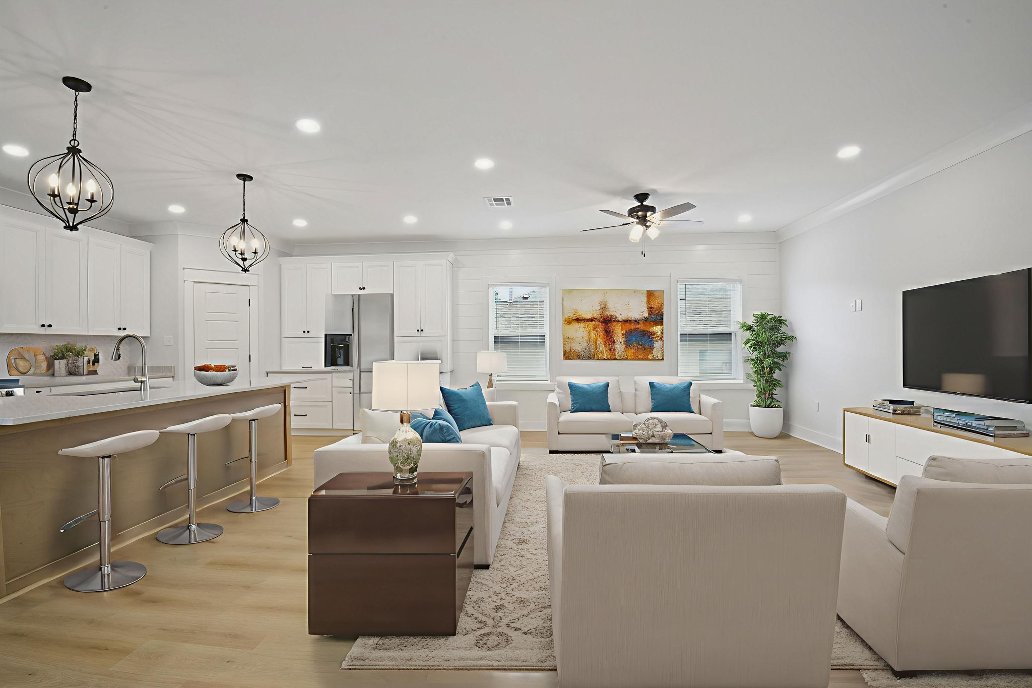 006 - Living Room