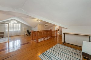  Photo 34