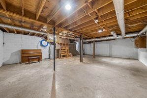  Photo 45