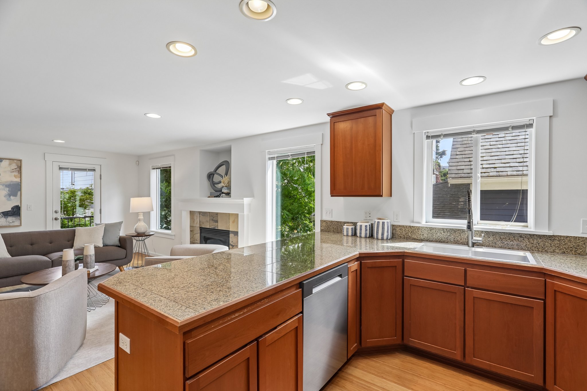 NW 51st St-S1006-016.jpg