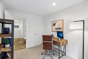 NW 51st St-S1006-019.jpg