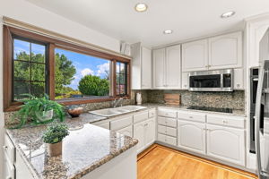 016_F8_938 Springfield Dr