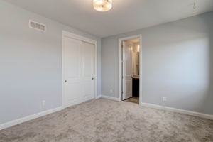  Photo 38