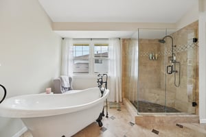 Prairie View Dr-S2506-037.jpg