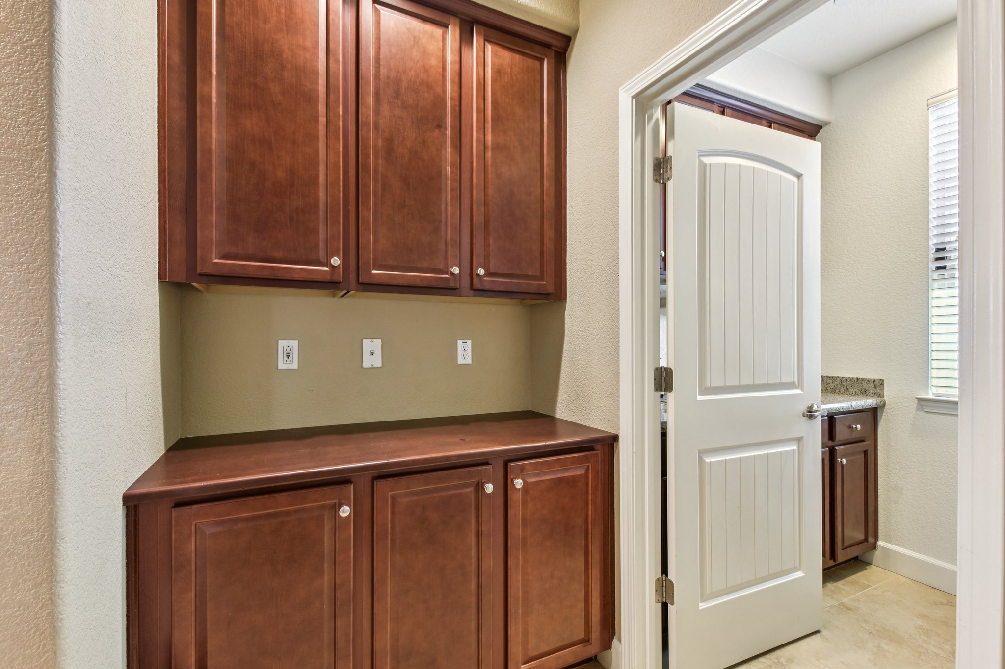 Sierra Creek Dr-S2607-031.jpg
