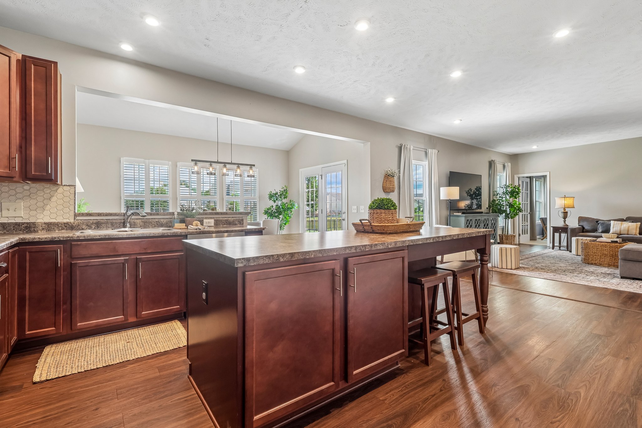 Winfield Ln-S2307-011.jpg