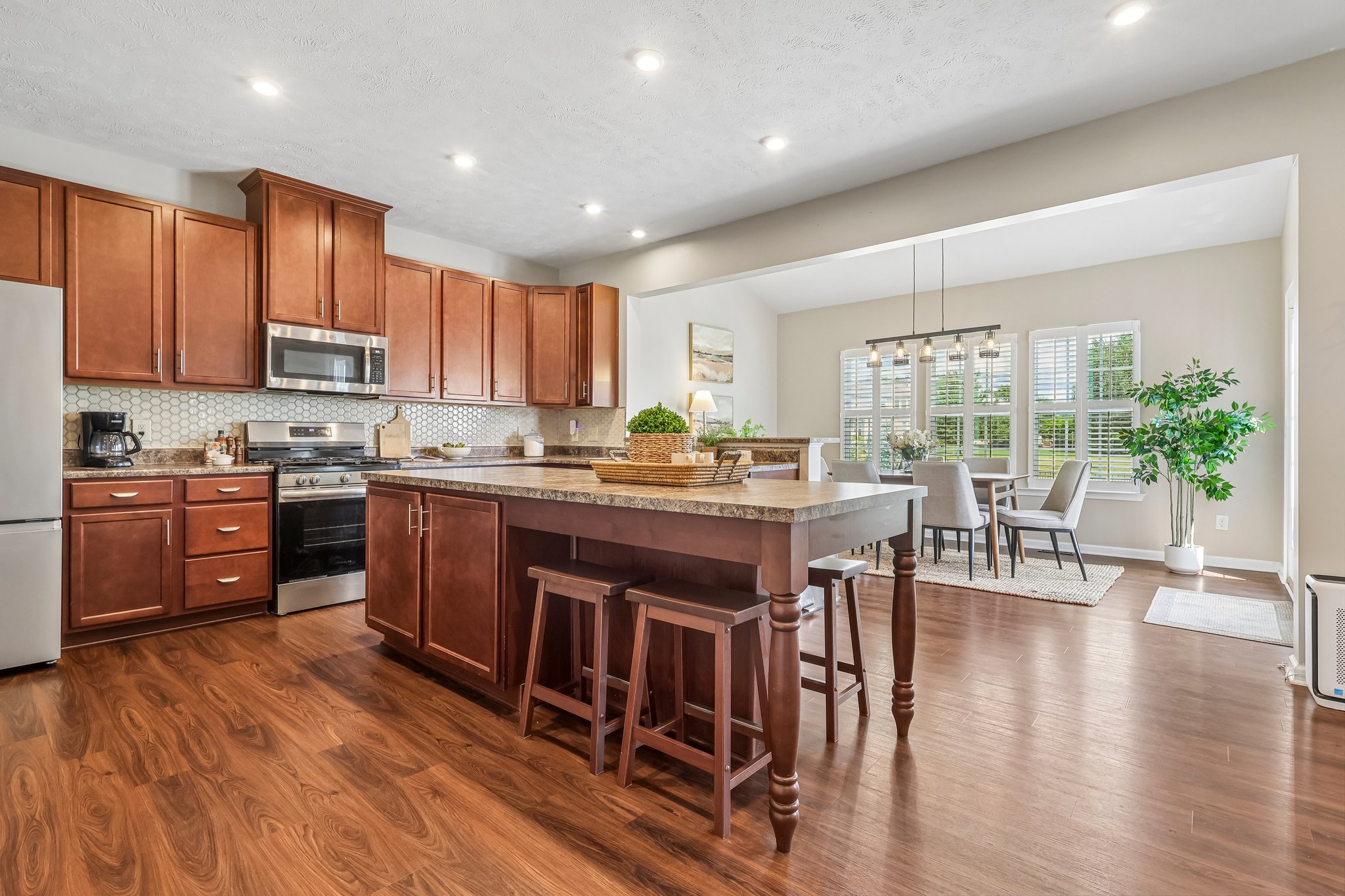 Winfield Ln-S2307-014.jpg