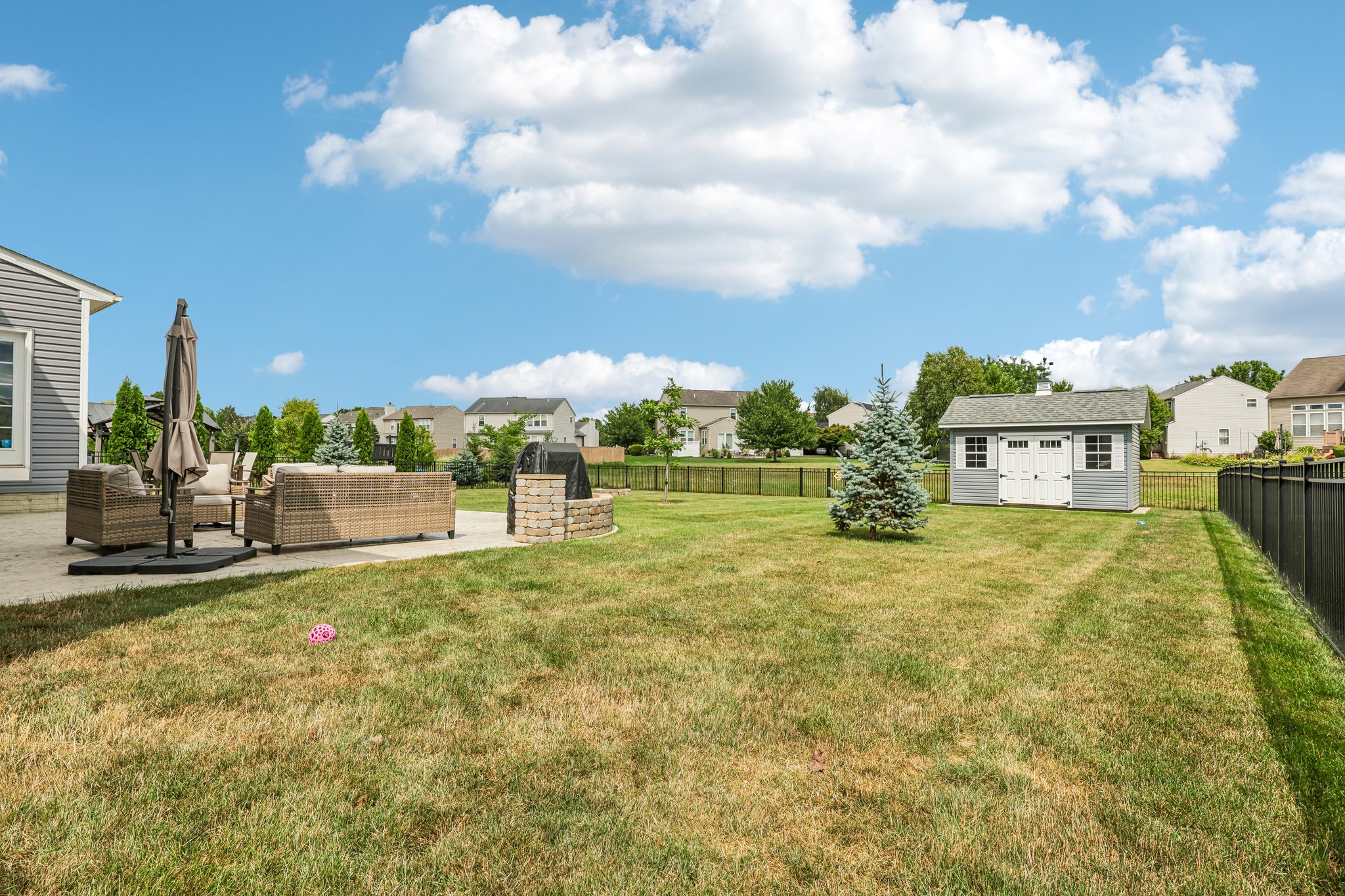 Winfield Ln-S2307-048.jpg