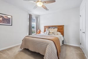 Winfield Ln-S2307-025.jpg