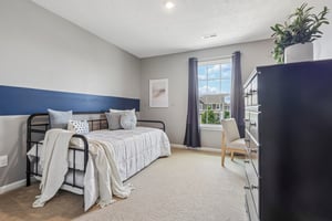 Winfield Ln-S2307-028.jpg