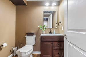 Winfield Ln-S2307-038.jpg