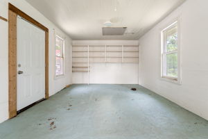  Photo 46