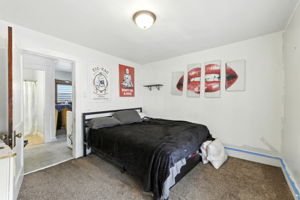  Photo 44