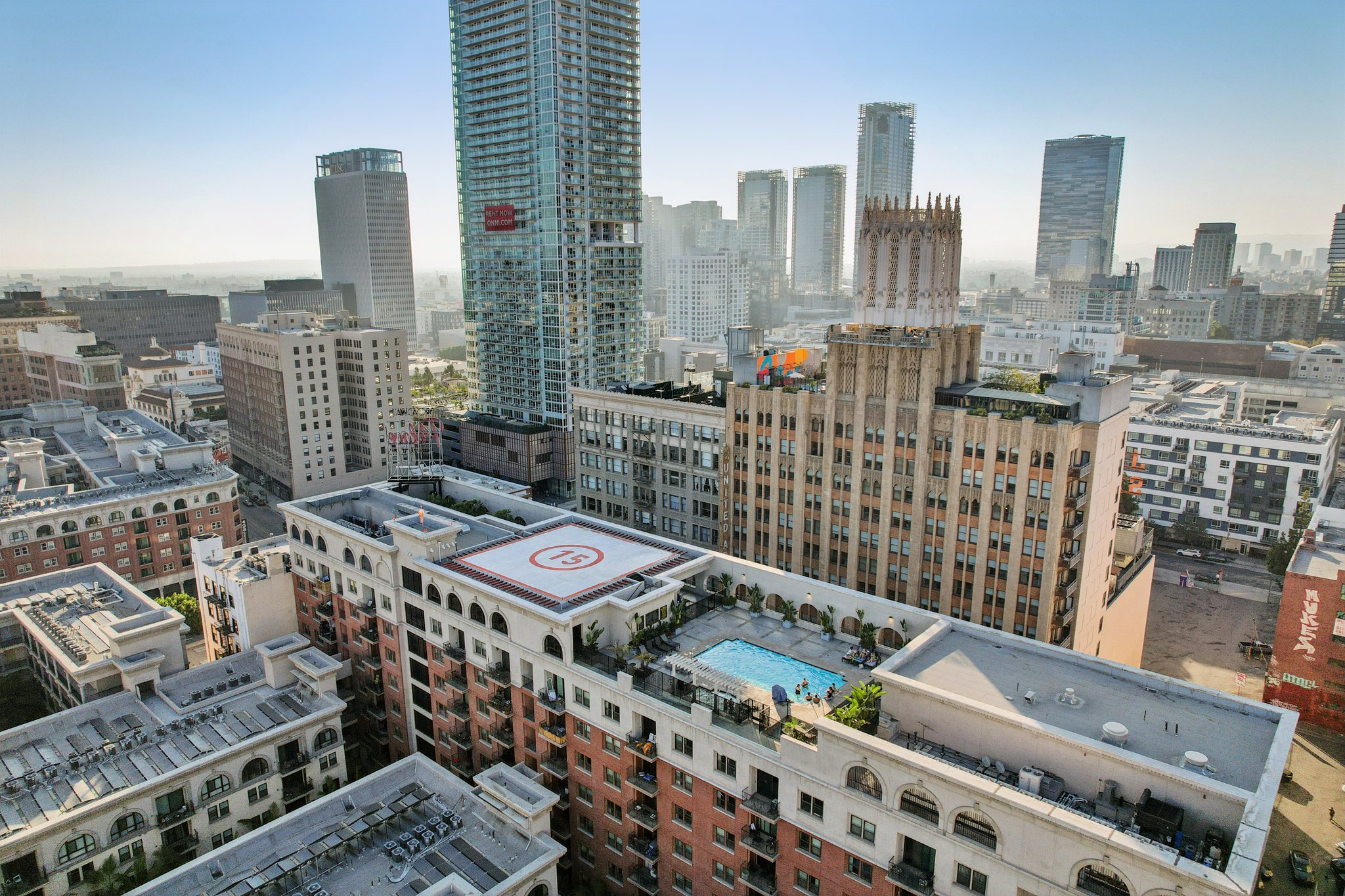 S Broadway-S1509-006.jpg