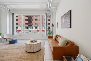 S Broadway-S1209-009.jpg