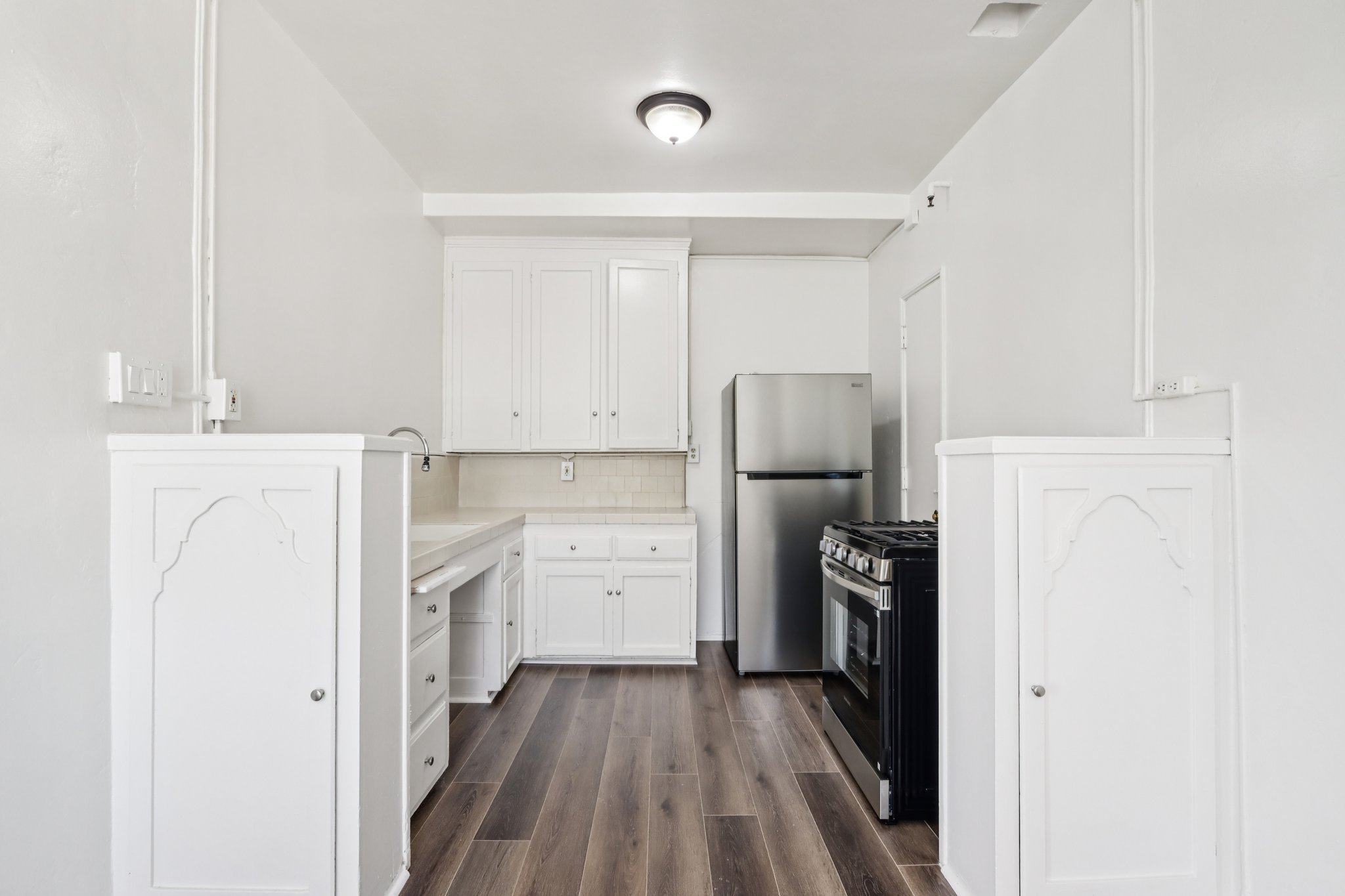 939 Serrano Ave Unit 601-1706-011.jpg