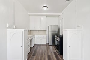 939 Serrano Ave Unit 601-1706-011.jpg
