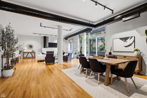 939 W Huron St 201_009