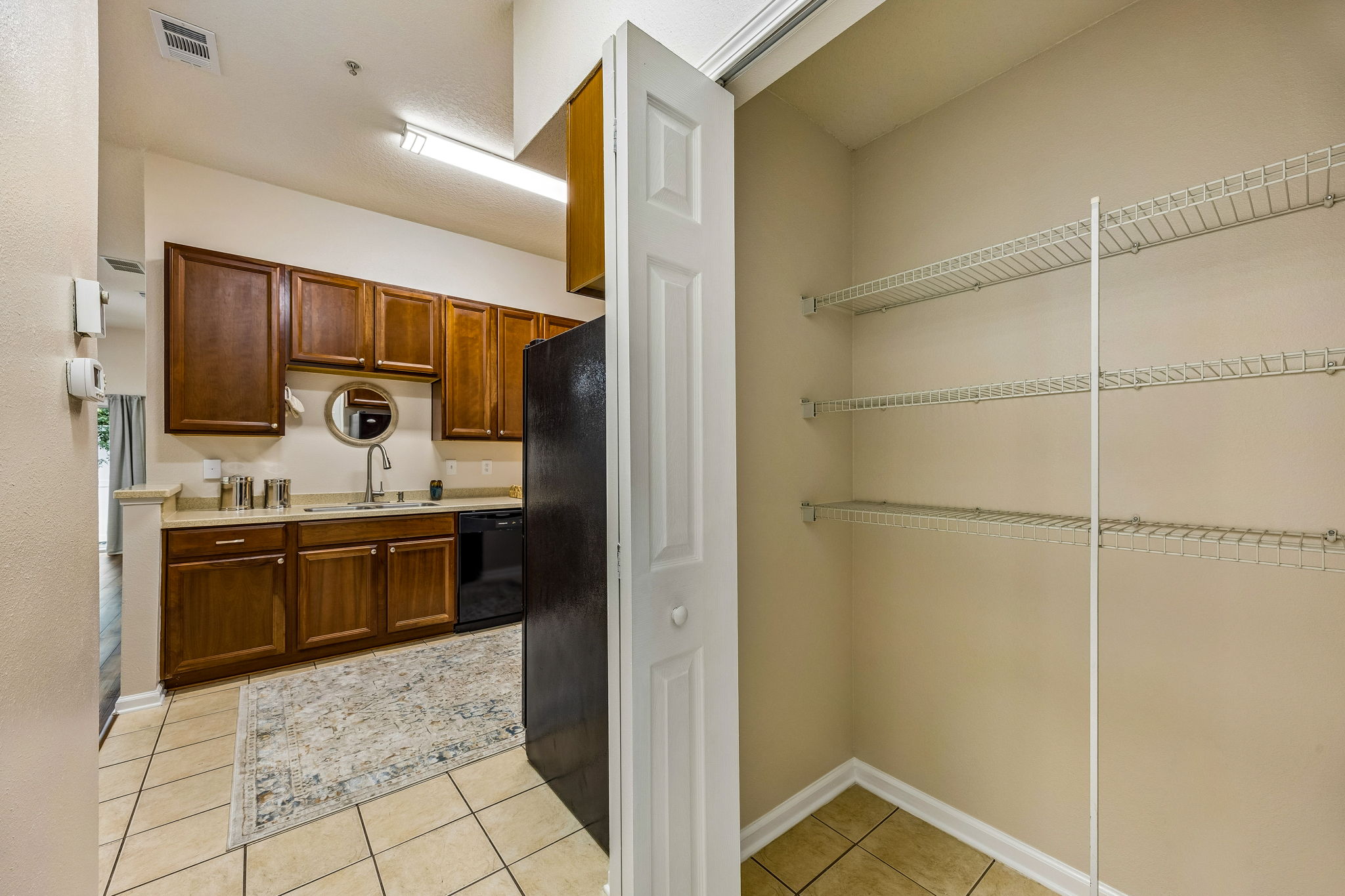 Kitchen/Pantry