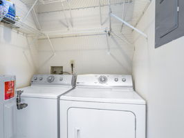 20-Laundry Room