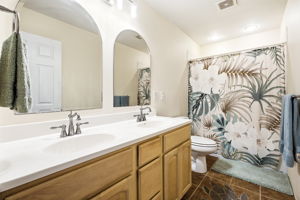 K Bathroom 2a