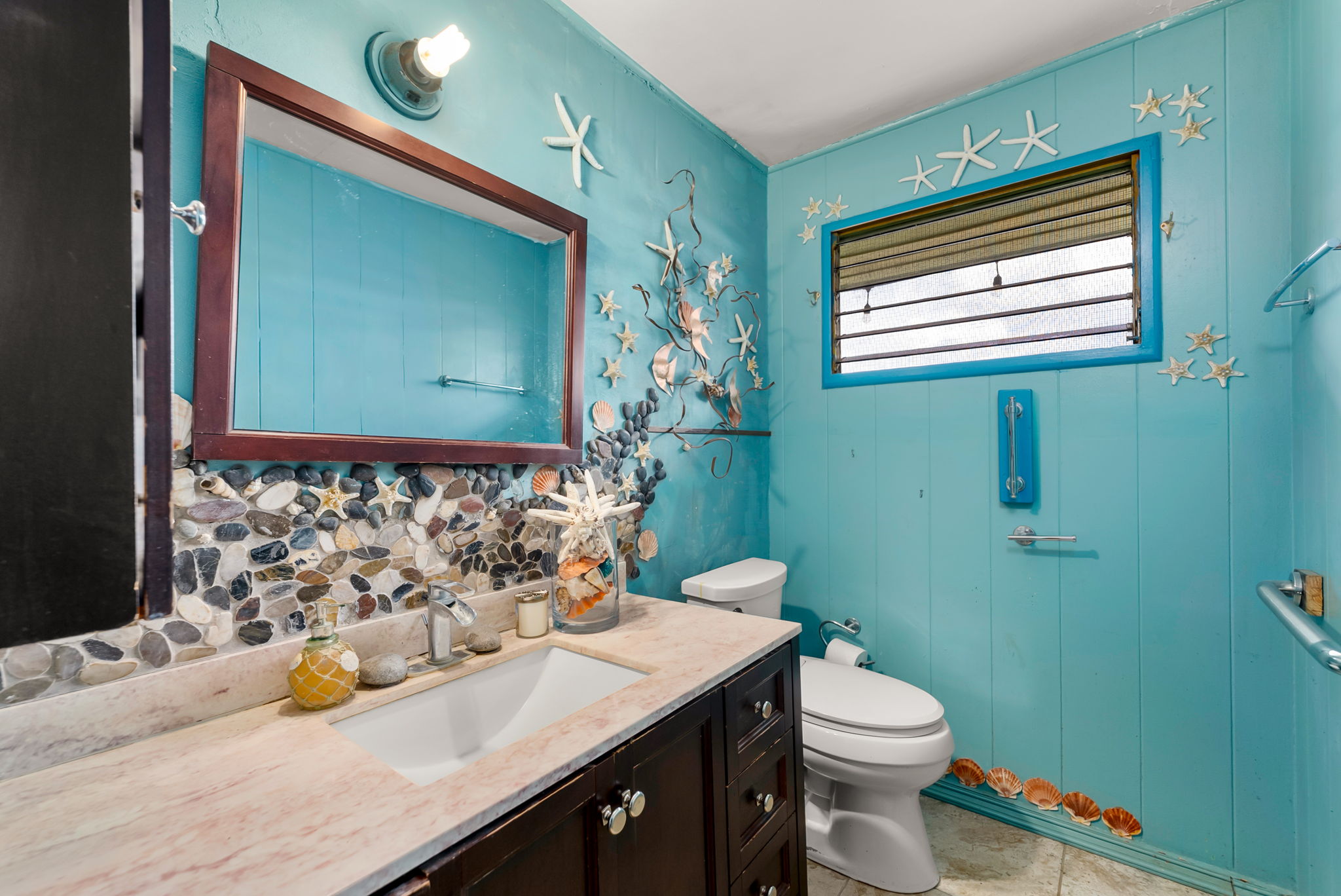  Photo 57