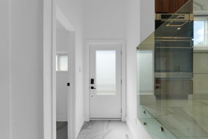  Photo 0